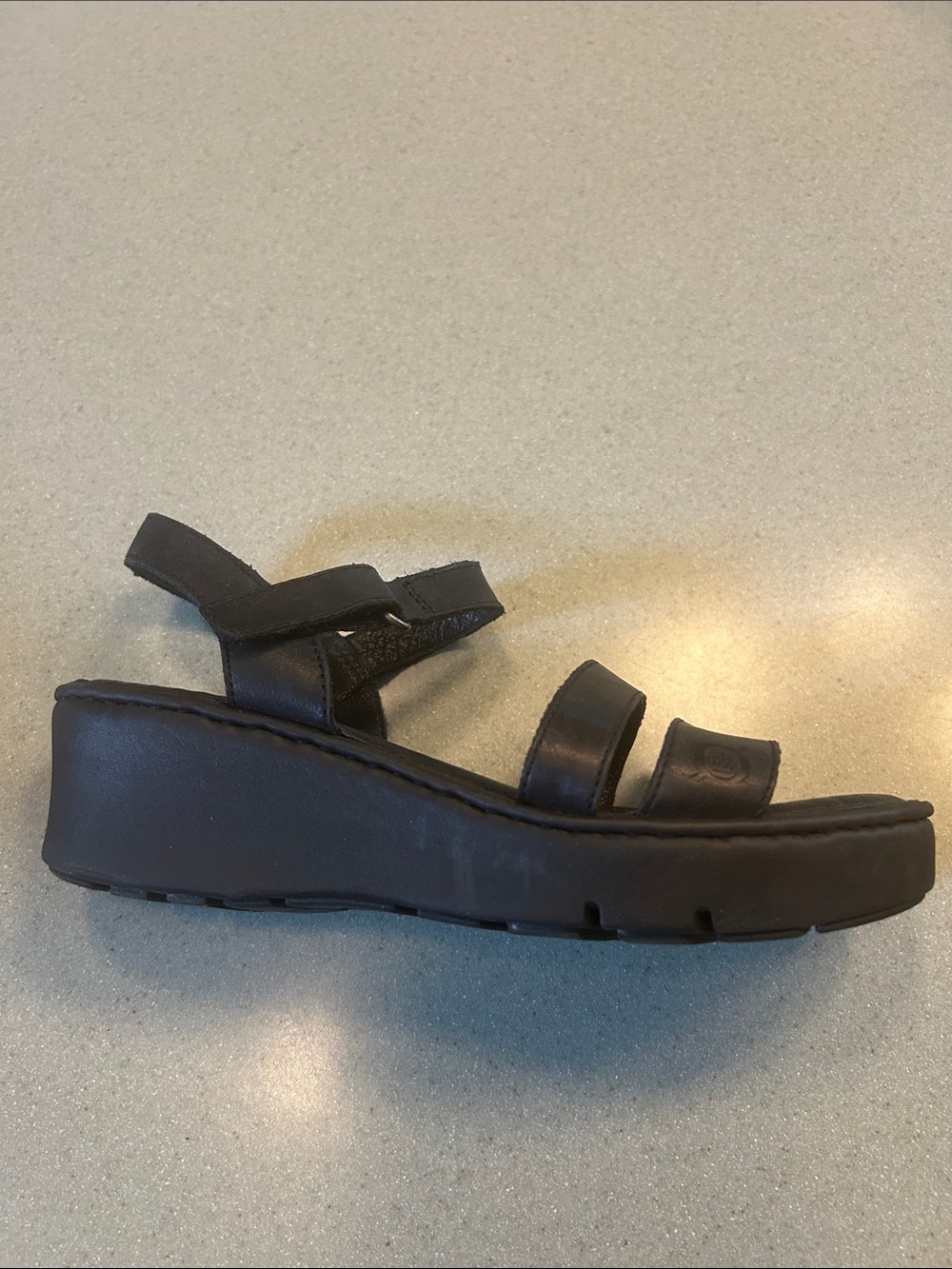 Born Black Leather Strappy Slingbacki Sandals - Picture 3 of 6